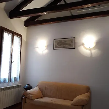 San Barnaba Artist's District House Semesterbostad Venedig