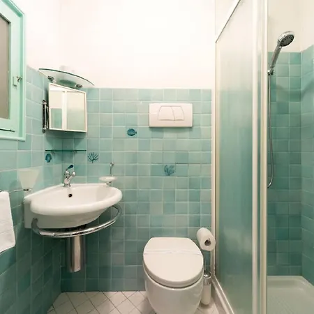 Nyaraló San Barnaba Artist's District House