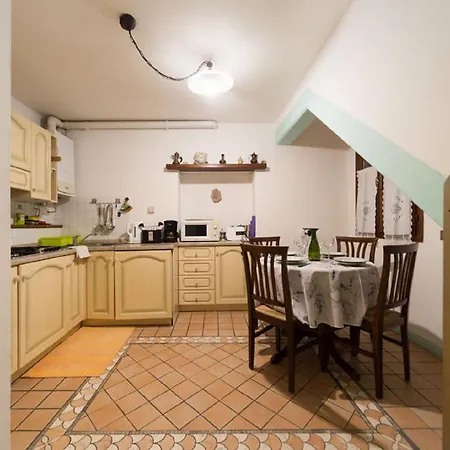 San Barnaba Artist's District House